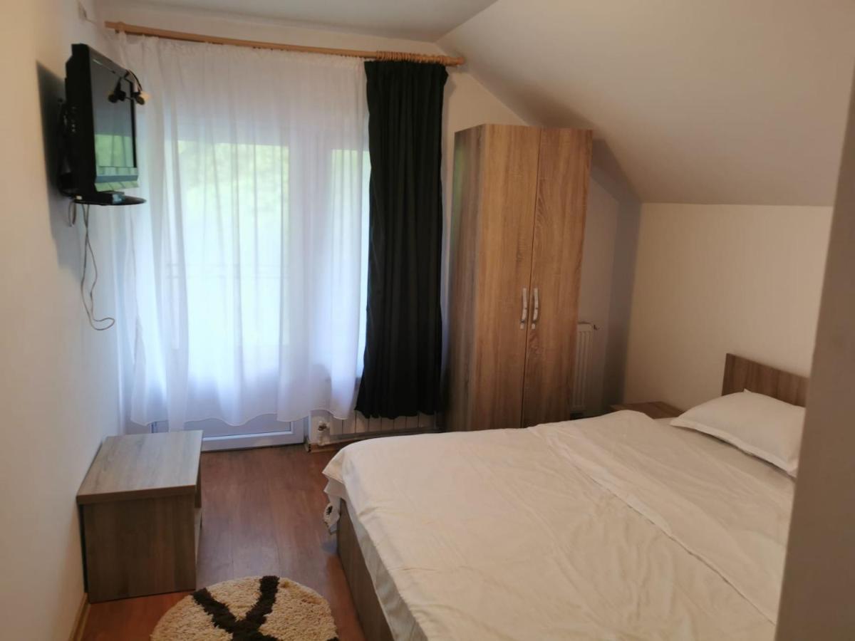 ホテル Casa Noastra Orşova 部屋 写真